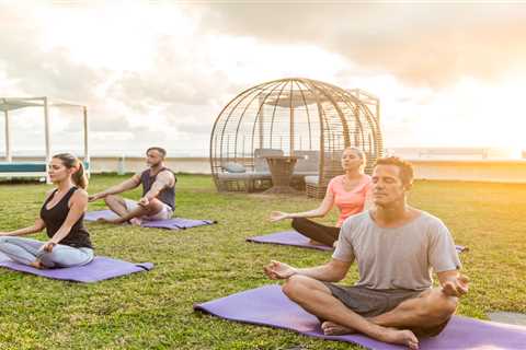 Can I Do Yoga An Hour After Eating?