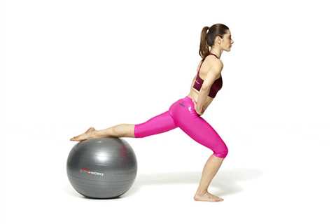 Why Experts Say This Movement Is Better For Glute Growth & Stability
